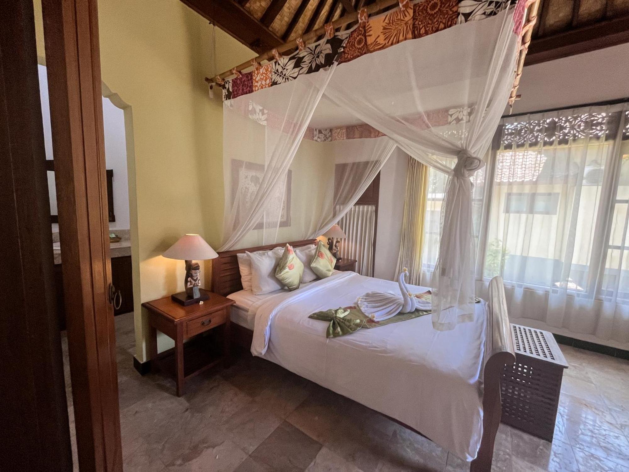Apa Kabar Villas Αμέντ Εξωτερικό φωτογραφία
